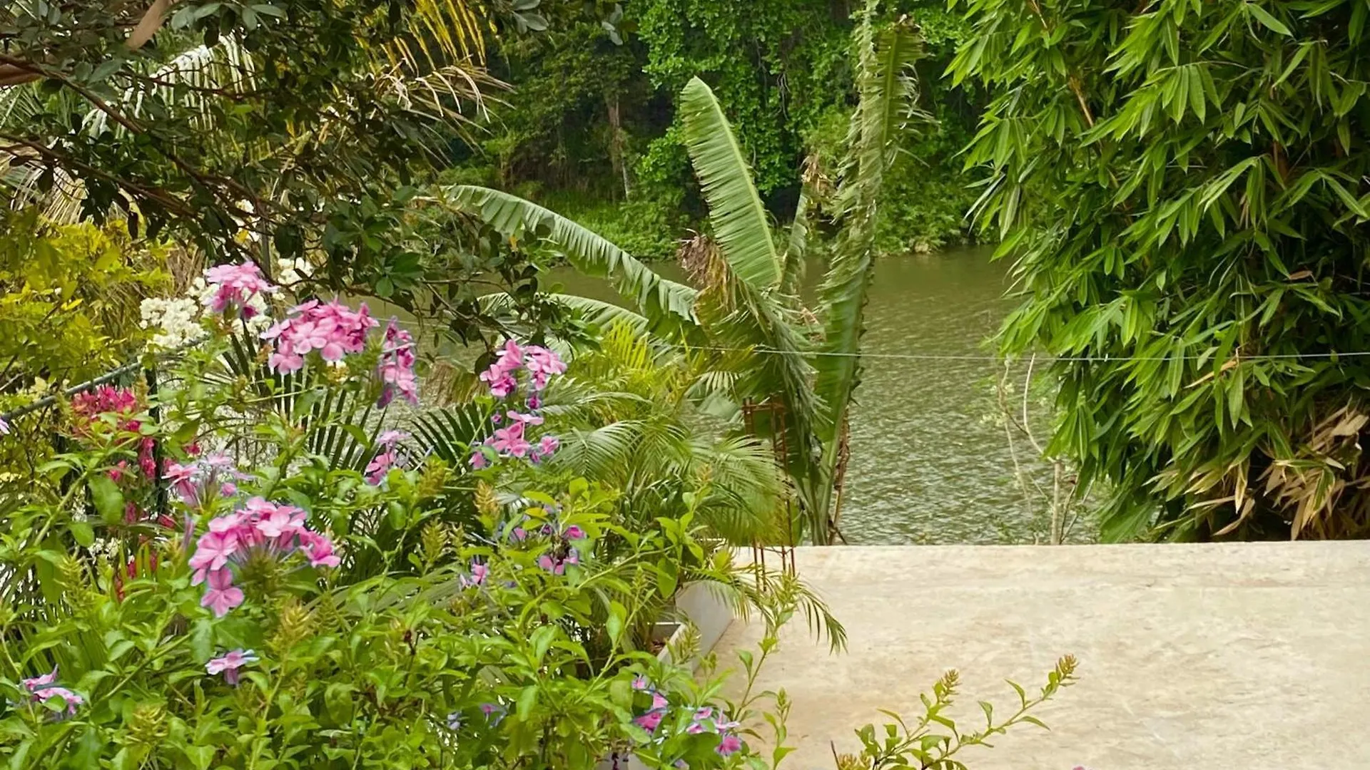 Panta-Rhei Suite Two Kandy Sri Lanka