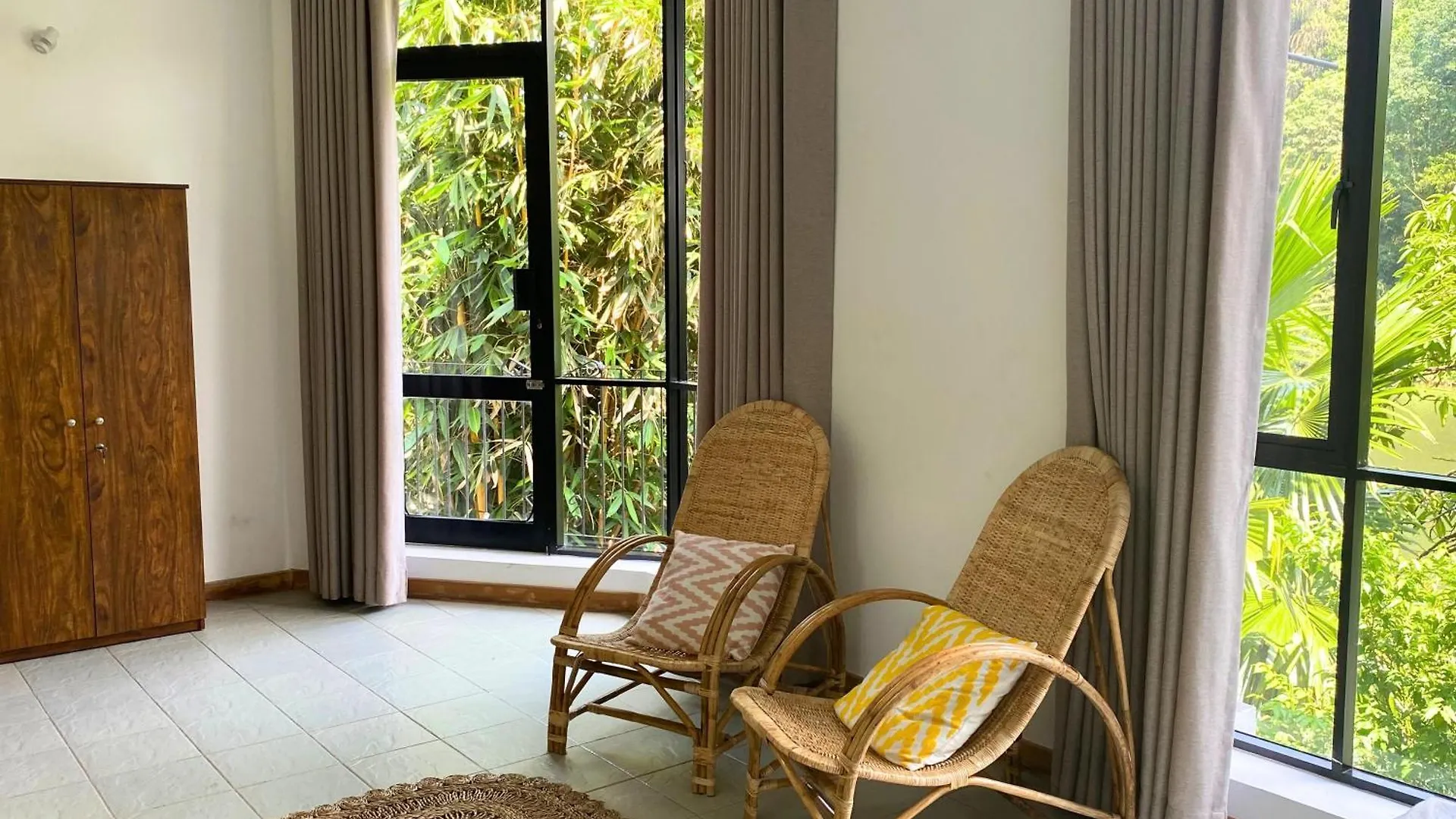 Panta-Rhei Suite Two Kandy 0*,